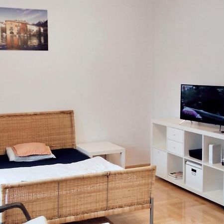 Apartament Hallera Square Warsaw 27M2 Bagian luar foto