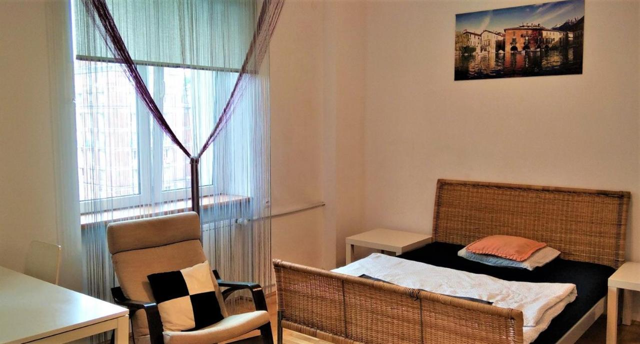 Apartament Hallera Square Warsaw 27M2 Bagian luar foto